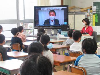 全校集会