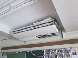 エアコン工事着々と進行中