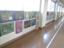 校内絵画展