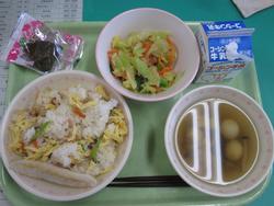 ちらし寿司に校長先生も太鼓判