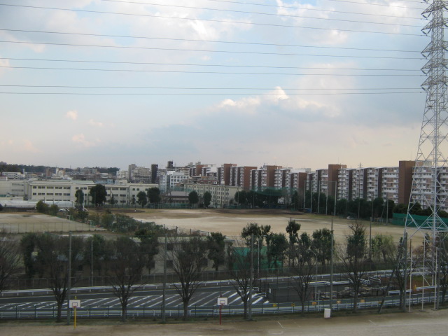 校舎東側の風景